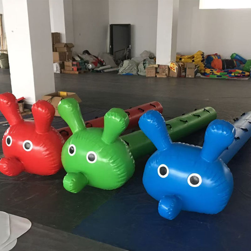 趣味道具竞速旱地龙舟充气毛毛虫
