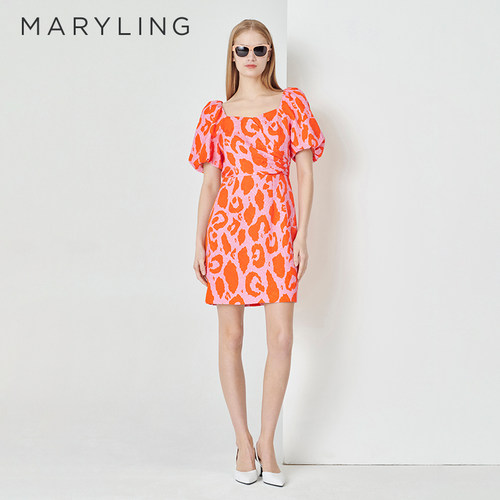 MARYLING方领泡泡袖提花连衣裙
