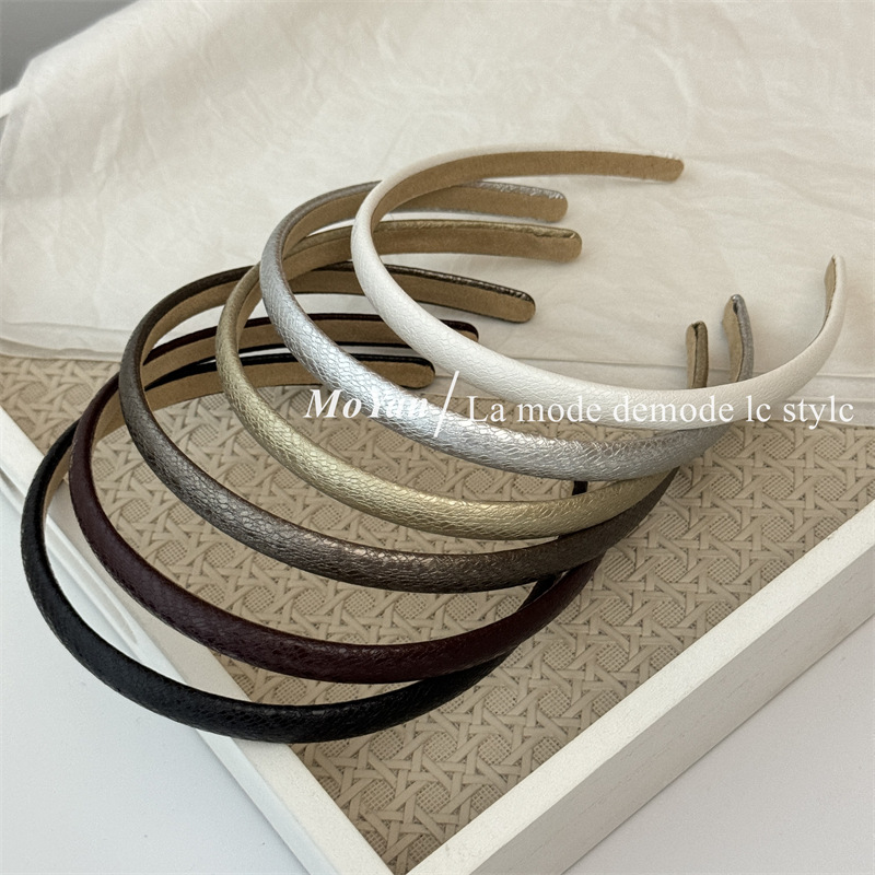 早秋新款百搭皮质发箍高级感纹理细头箍气质外出洗脸简约压发发卡