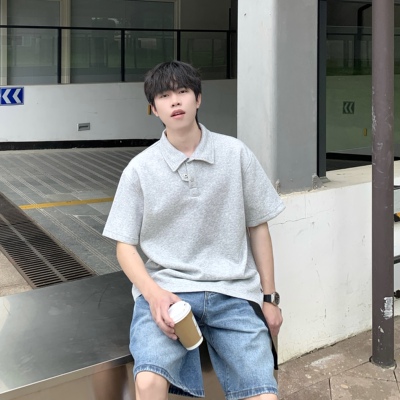 简约灰色翻领短袖polo衫夏季