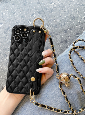 适用苹果16手机壳斜跨iphone15promax全包防摔13pro真皮腕带14plus背带挂绳12小香风保护套ip11女网红pm新款p