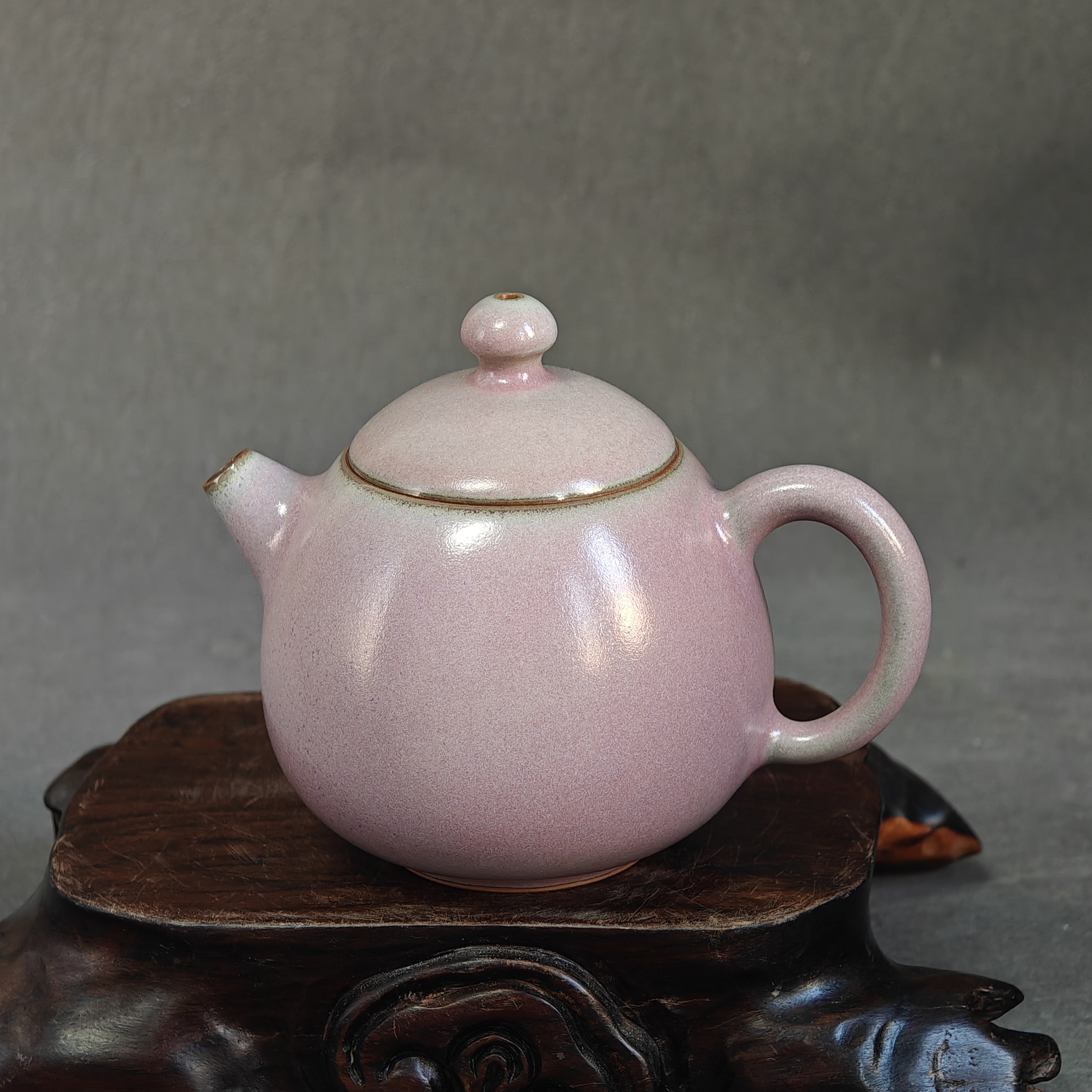 钧瓷名家董智博纯手工炭烧粉色窑变精品龙蛋壶泡茶壶原矿中式复古