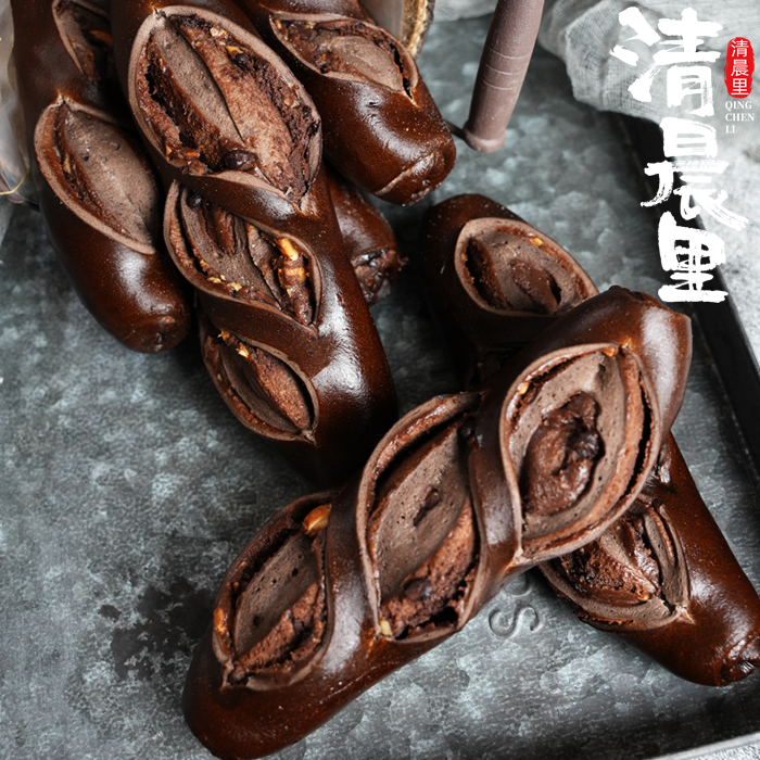 清晨里榛子巧克力碱水棒