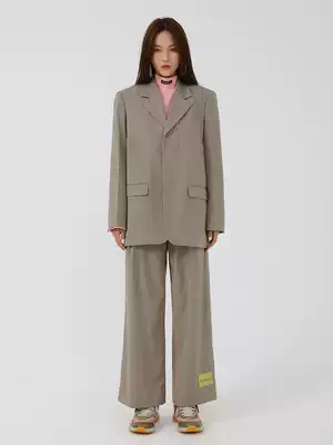 DNT Han Huohuo old Keller will also be tempted to taste vertical stripe suit suit suit suit suit suit suit suit