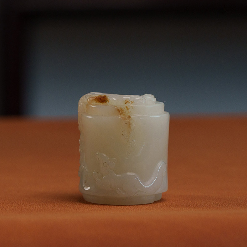 清代和田玉籽料雕松鼠葡萄挂件古玩古董玉器收藏真品玉雕配饰71g