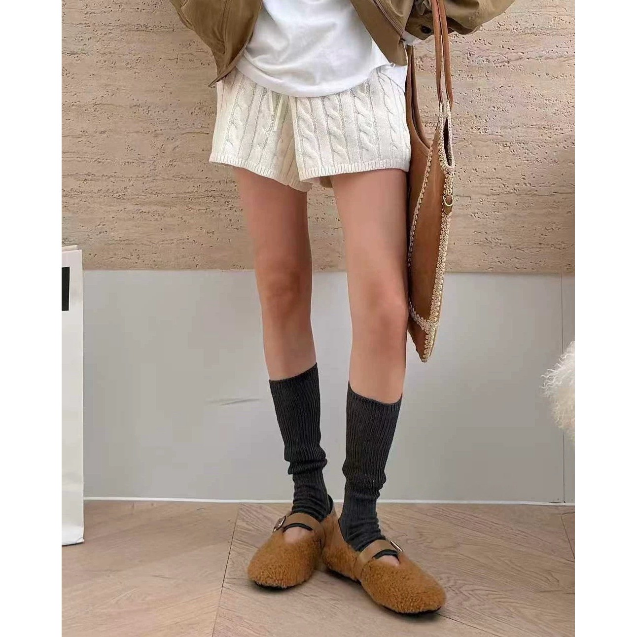 现货诗歌兰C25040慵懒知性法式松紧腰麻花纹针织短裤女25秋季新款