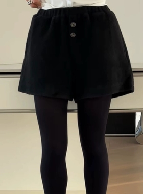秒发诗歌兰8652优雅法式舒适松紧腰纽扣羊毛短裤女2025新款冬季