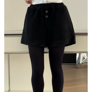 冬季 女2025新款 舒适松紧腰纽扣羊毛短裤 秒发诗歌兰8652优雅法式