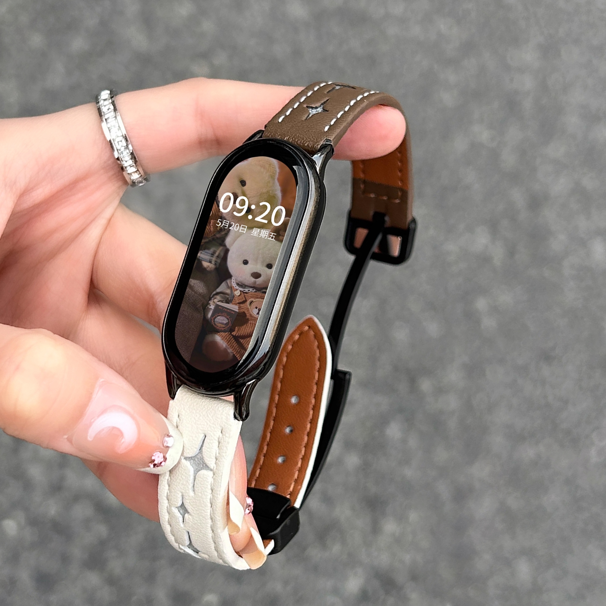 新款磁吸皮质星光秋冬男女腕带