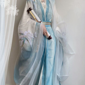 魏晋汉服女大袖衫直裾重工刺绣