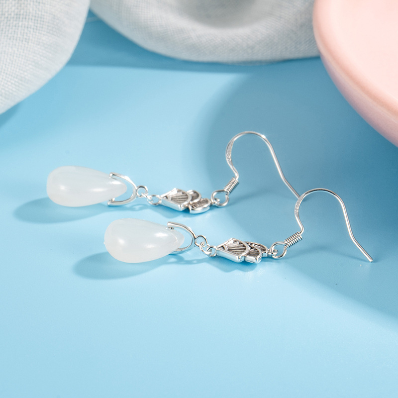 新中式扇子白玉髓耳钩女复古名族风古典宫廷风文艺仿泰银优雅耳坠