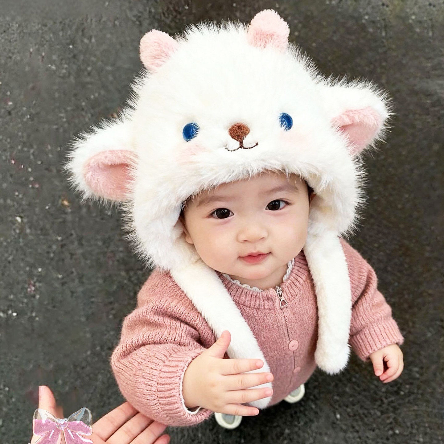 雪地小羊羔！萌化啦~~~