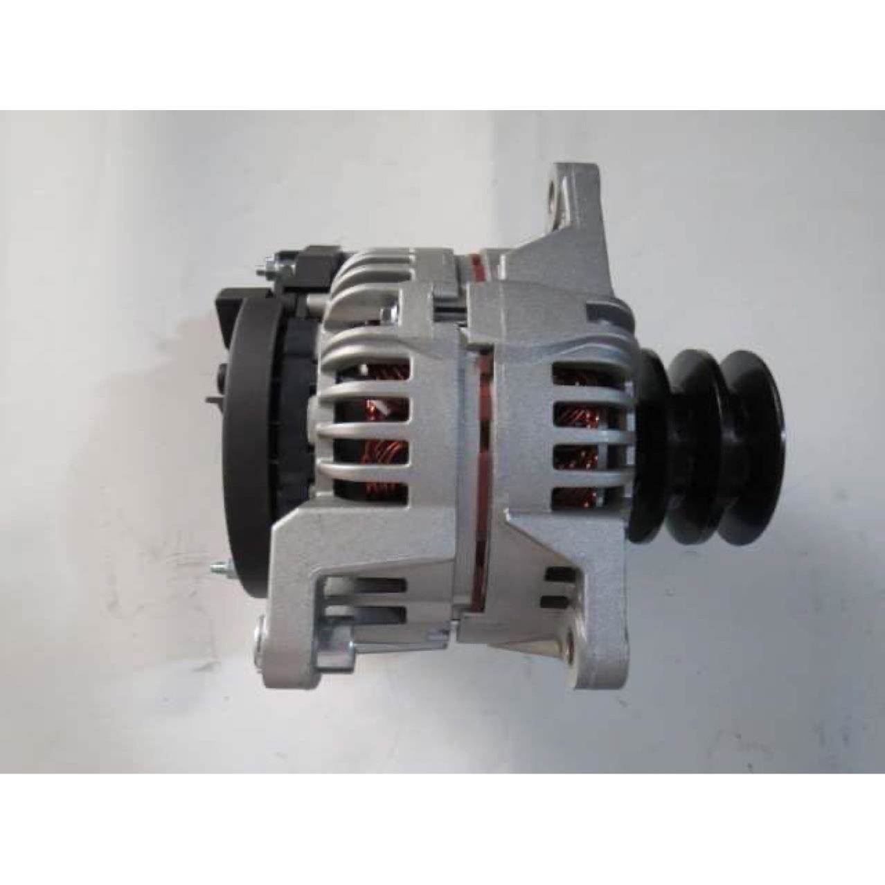 佩特来AVi144 2A12发电机F30FH-3701100发电机佩特来客车发电机