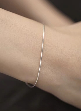 2025新款蛇骨链细款手链女手饰小众设计学生闺蜜情人节送礼物配饰