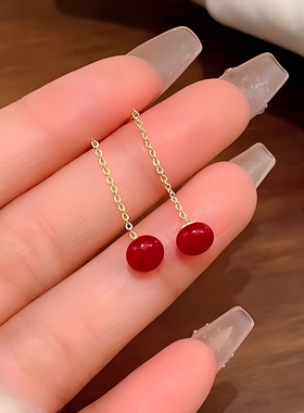 2025新款红色相思豆流苏耳线爆款气质轻奢高级感复古精致耳钉耳饰