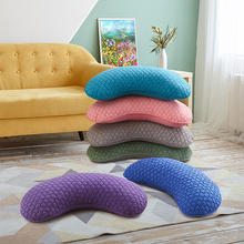 艾洛琳月牙形枕头韩式纯棉单人荞麦皮硬枕芯助睡眠低枕成人护颈枕