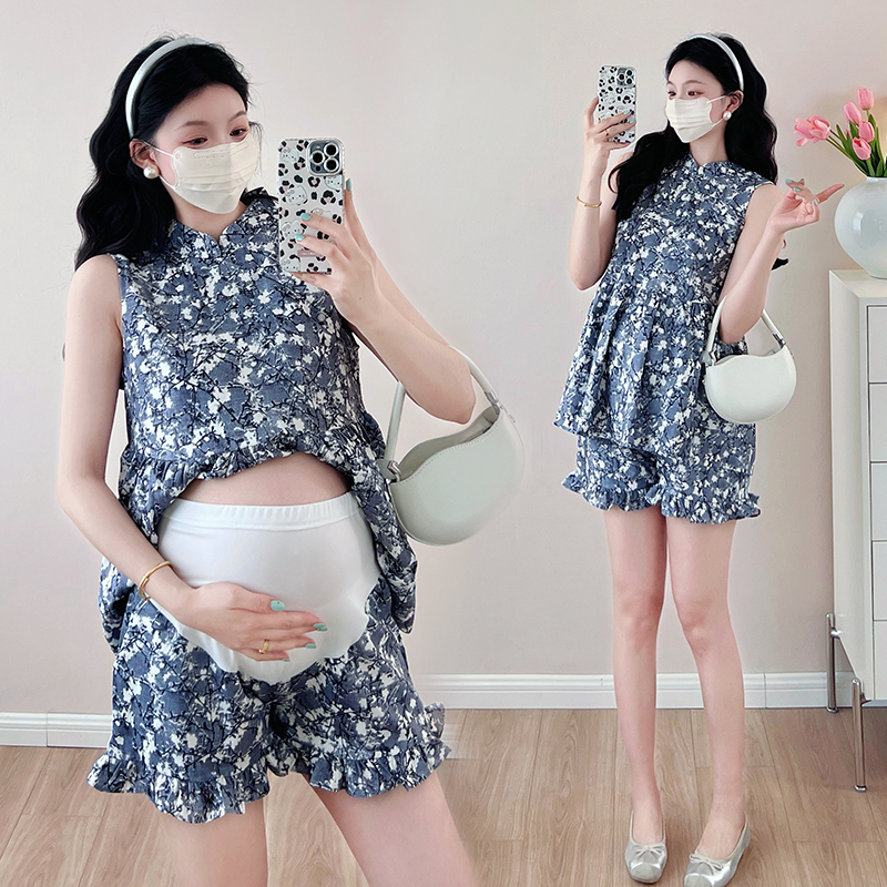新款2025孕妇夏季印花短袖上衣托腹短裤两件套宽松慵懒风减龄套装