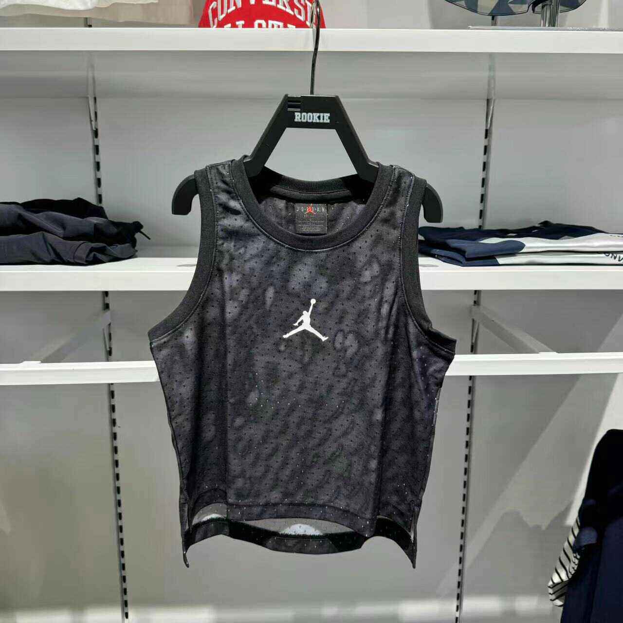 特价JORDAN乔丹男夏款AJ速干网眼无休背心篮球服透气JD2422046
