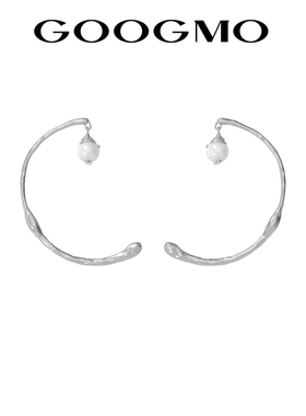 GOOGMO失重系列珍珠耳钉时尚气质耳饰C字耳圈个性小众设计感耳环