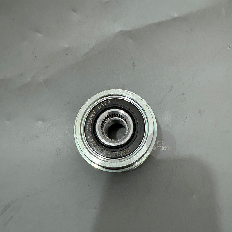 别克昂科拉创酷科帕奇发电机单向轮 全新英朗凯越1.5科鲁泽皮带轮