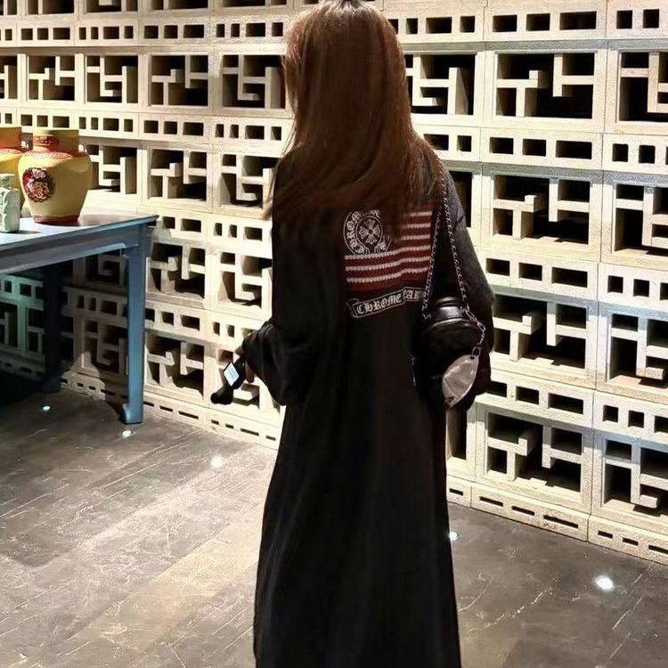 长袖连衣裙女春秋新版特大码300斤宽松遮肉显瘦慵懒风薄款T恤长裙