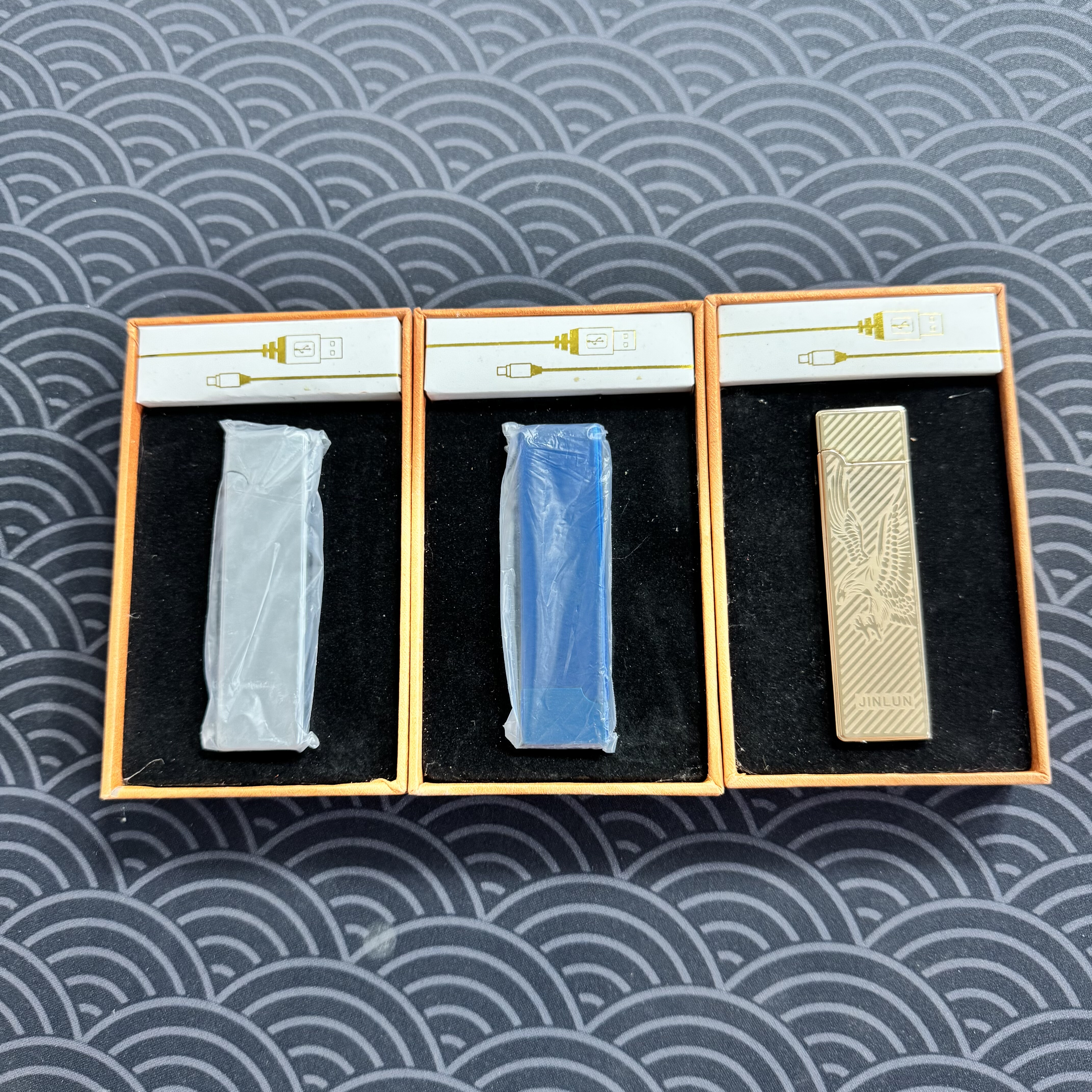 库存便携式防风环保电弧充电超薄金属打火鸡  颜色随机发