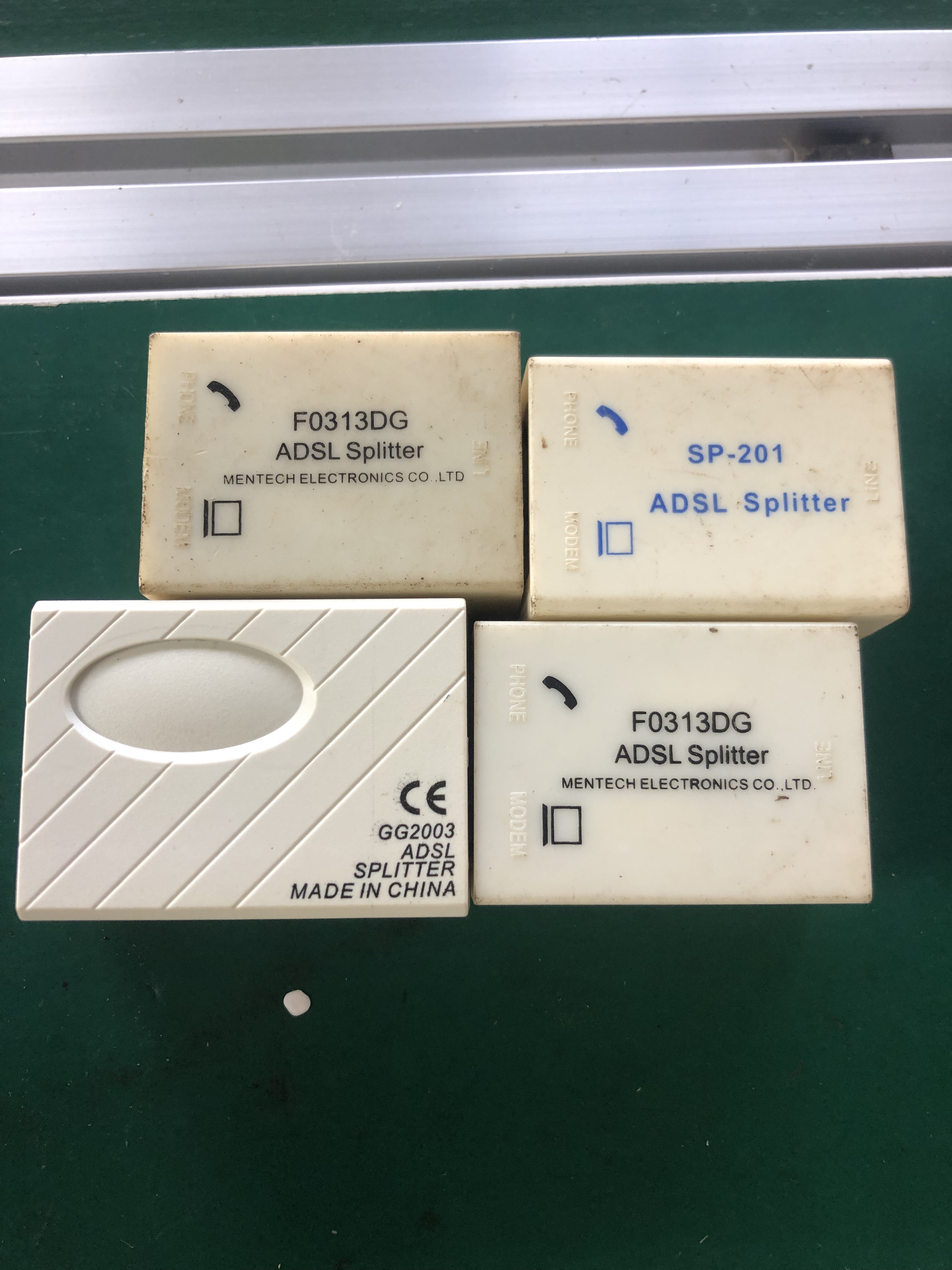 信号ADSL分离器 语音分离器 电话线一分二分线器有瑕疵脏污发黄