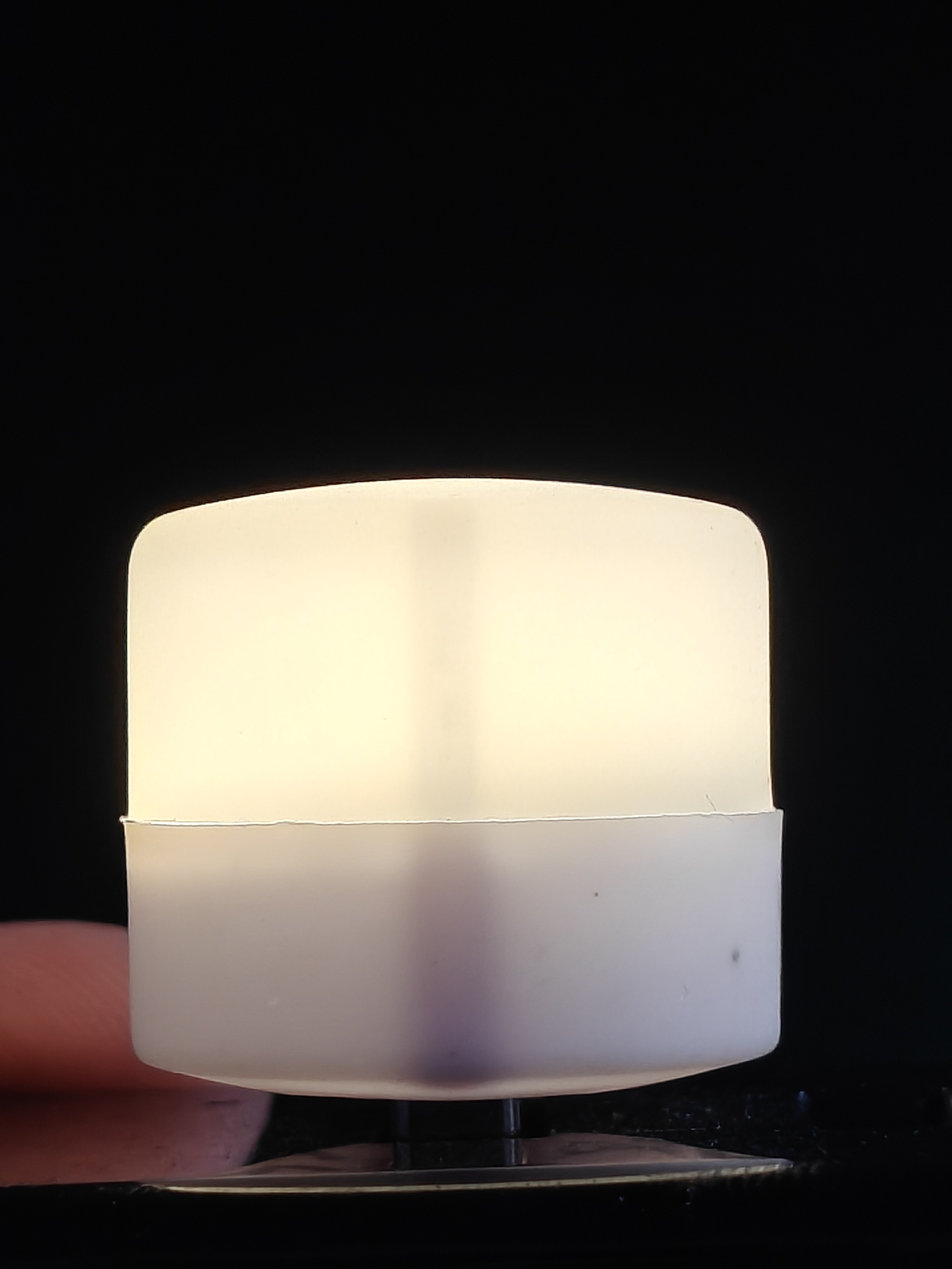USB迷你小夜灯(黄光)，数量不多几毛钱一个图片