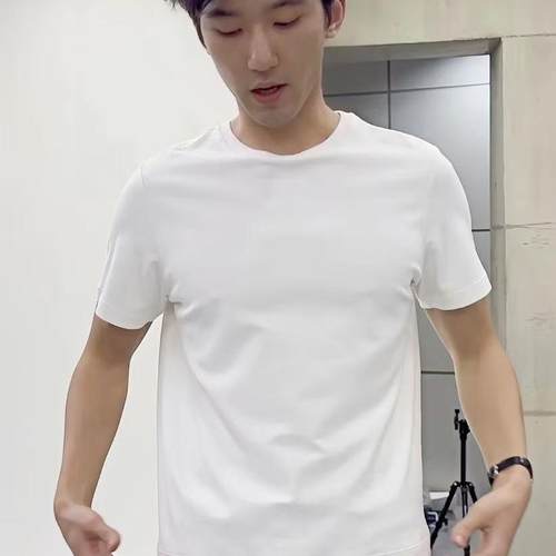 Vujade009Jake高支纯棉质扭曲侧缝短宽修身版型打底超纤维短袖T恤