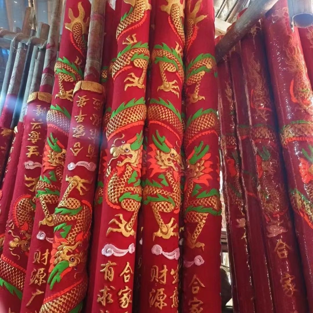 传统正品大红凸龙三米高