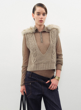 【JUNWEILIN】hug 2025秋冬新款杏色立体绞花拼毛马甲