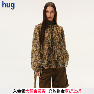 hug INTOTHE EAST 棕榈卷草压褶飘带上衣 2026早春新款