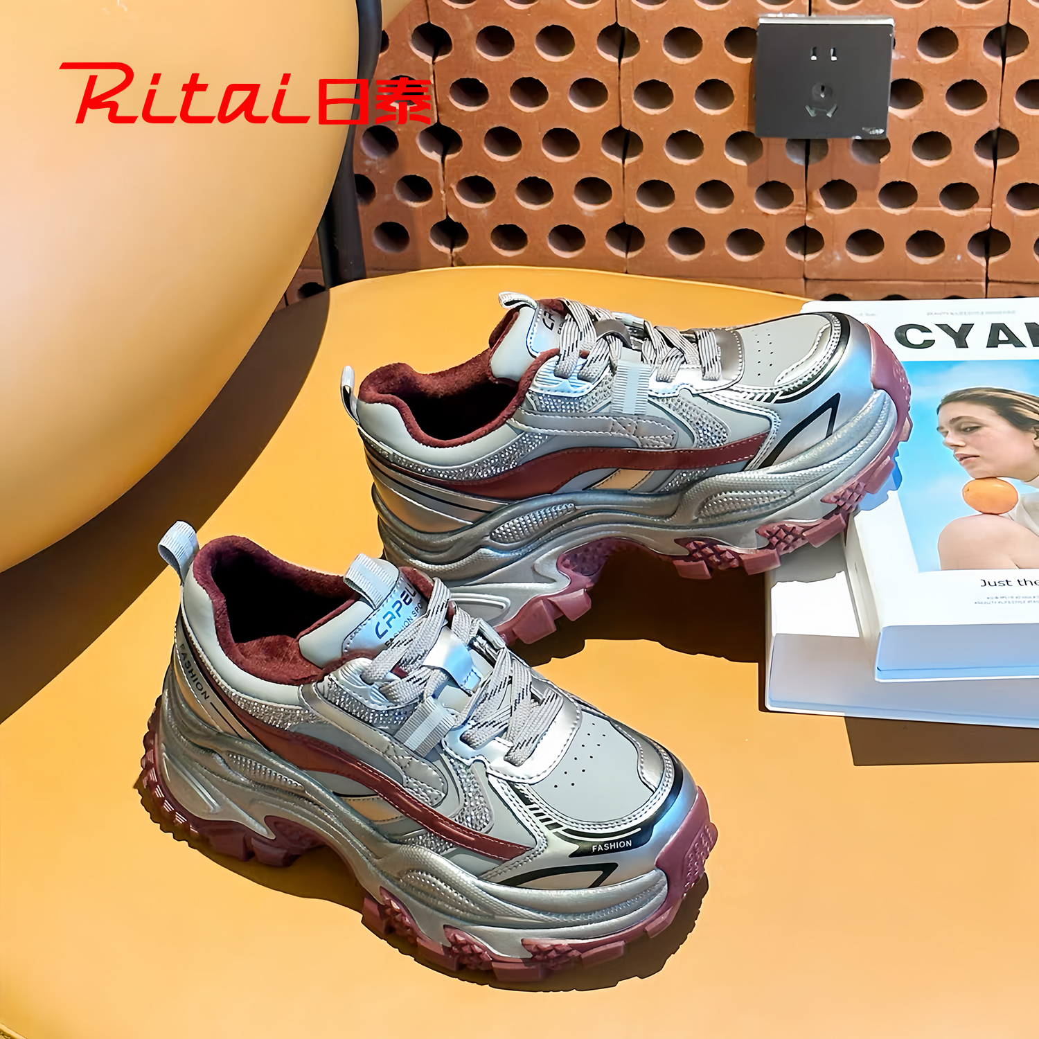 日泰老爹鞋女加绒保暖休闲运动鞋