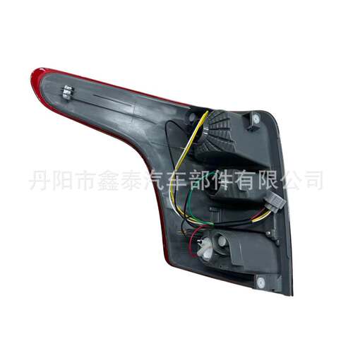 适用于三菱L200 TRITON 2015款尾灯 刹车灯雾灯后灯汽车配件皮卡