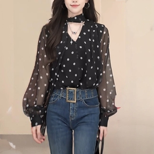 VM NY NB UR2026春气质镂空v领口魅力波点印花飘带长袖罩衫衬衫女