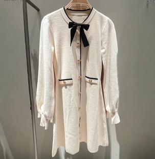 VM NY NB UR2026春小香风甜美减龄蝴蝶结圆领长袖针织衫连衣裙女