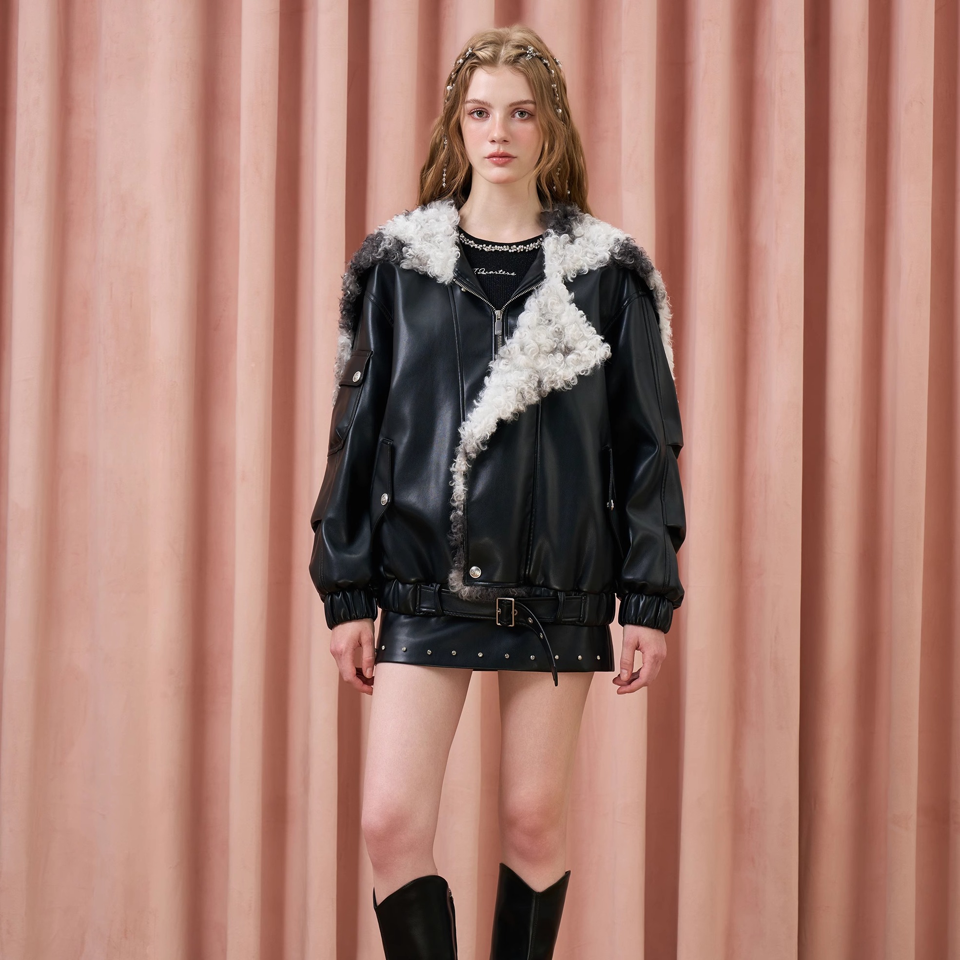 Three Quarters 25AW 黑色蛋白皮奶牛圈圈毛连帽绗棉外套