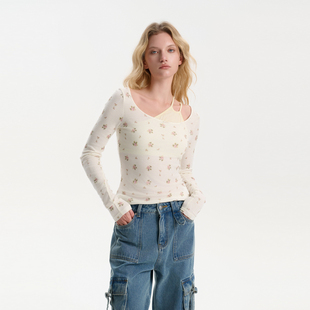 花卉撞色修身 25SS米色碎花羊毛解构打底衫 内搭女 Quarters Three