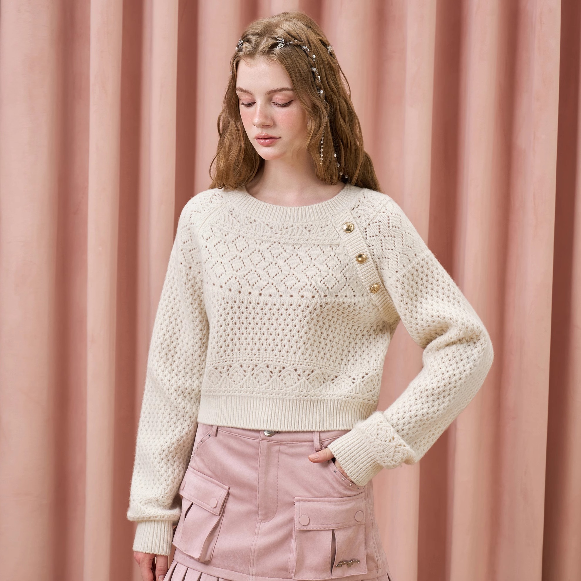 Three Quarters 25AW 米色全羊毛钩针镂空短款毛衣