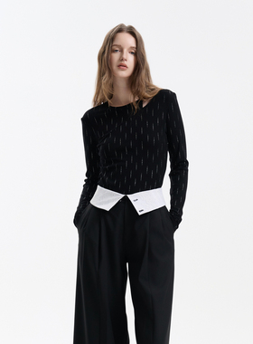 Three Quarters 25SS黑色时尚烫银纽结镂空休闲短款修身长袖T恤女