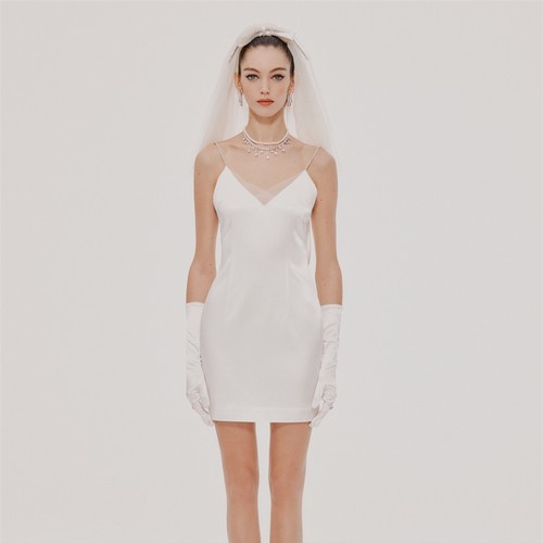 【折】Nana Jacqueline NJ蝴蝶结拖尾装饰缎面紧身吊带连衣裙