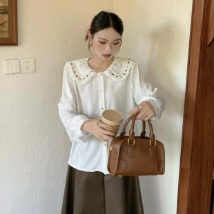 女宽松衬衣休闲上衣8565 减龄娃娃领刺绣衬衫 小四专享