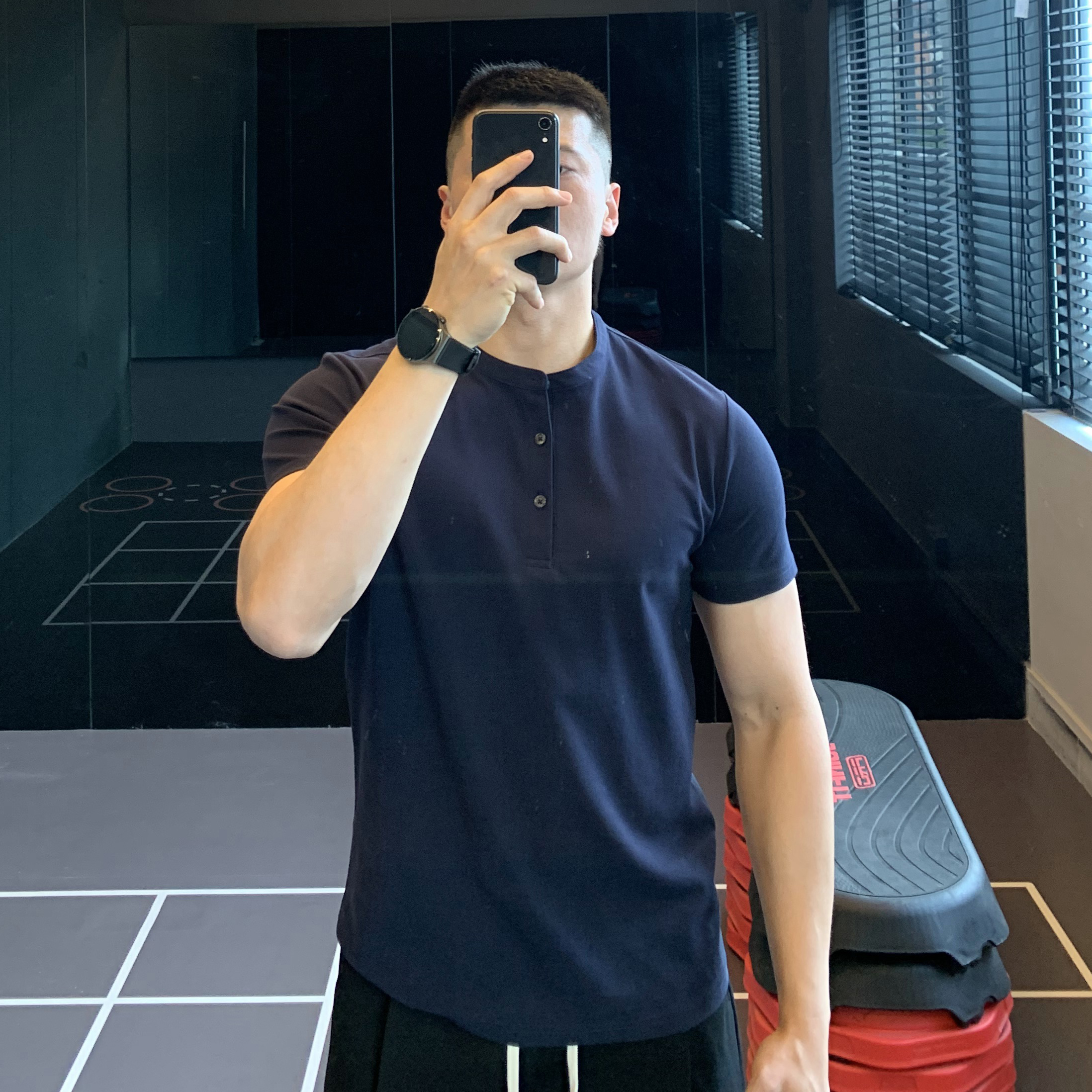亨利领Sorona速干修身t恤男夏季