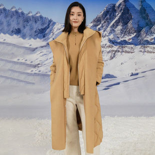 台湾品牌女装杏色长款羽绒服冬季新品羊毛配布连帽设计款保暖外套