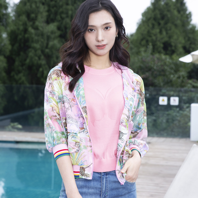 盈达花色印花短外套春夏新品时尚宽松短款外套上衣高档品牌女装,女装/女士精品,短外套,淘宝优惠券,粉丝福利购,淘宝优惠卷