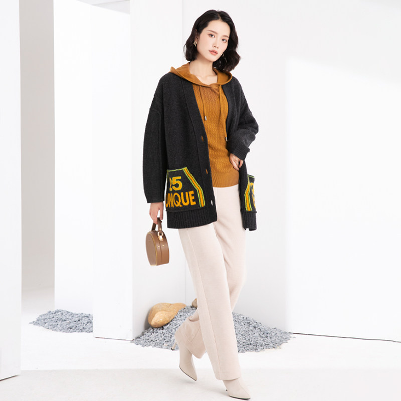 盈达女装时尚减龄针织衫连帽宽松
