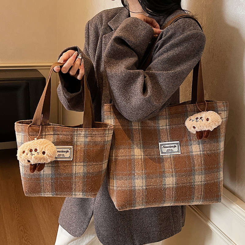 大容量复古格纹毛呢托特包包女2025新款时尚手提单肩包学生通勤包,箱包皮具/热销女包/男包,托特包,淘宝优惠券,粉丝福利购,淘宝优惠卷