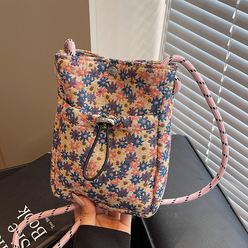 韩国ins碎花手机包包女2025新款潮韩版时尚单肩包日系少女斜挎包