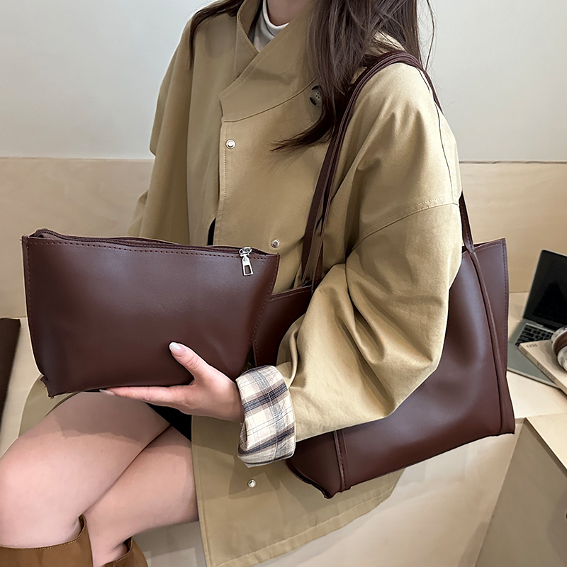高级感法棍包腋下包女2025新款