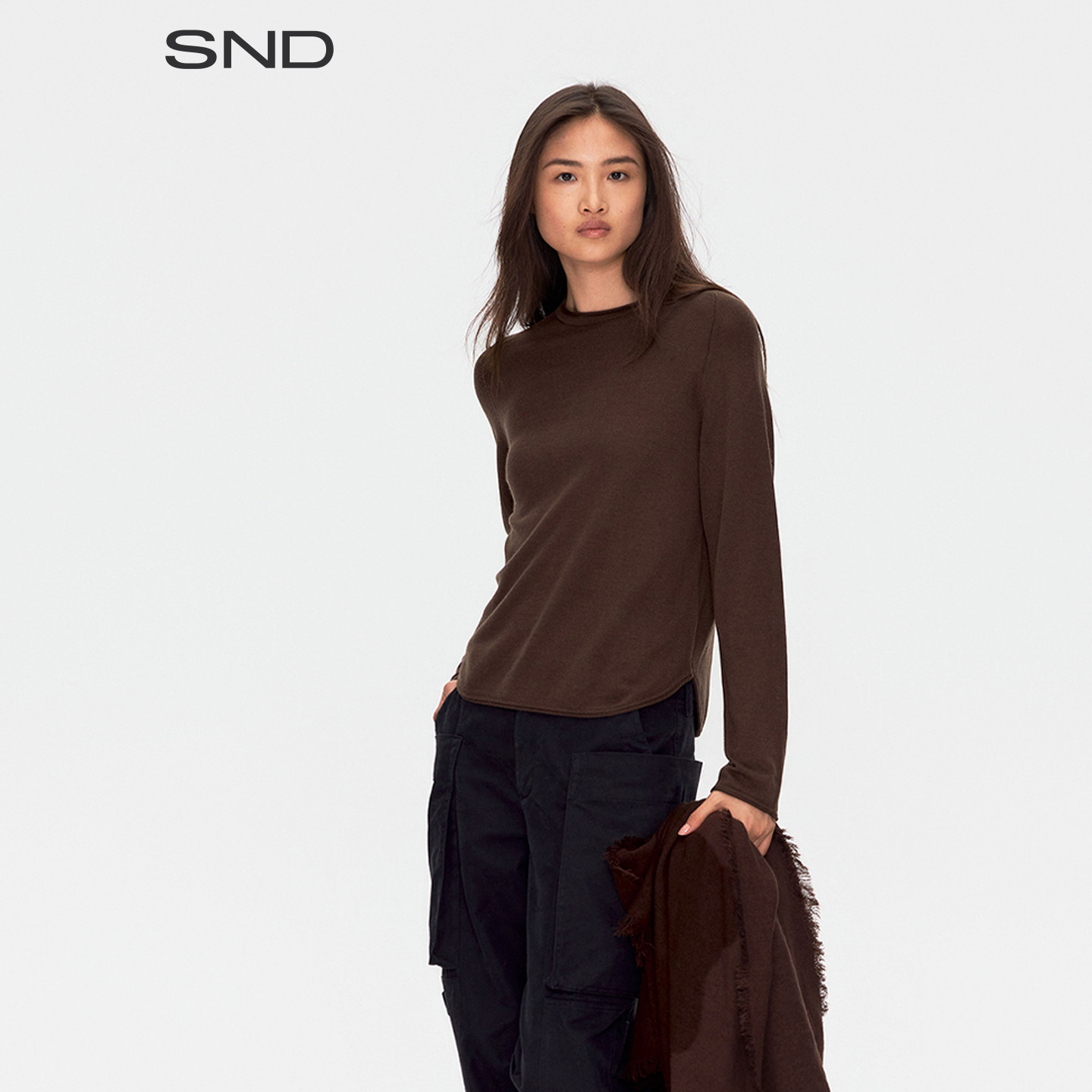AW26午后伸展优雅卷边罩衫图片